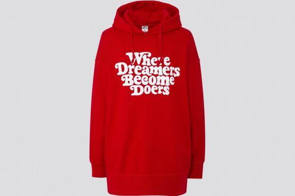 ユニクロ「UT」×ヴェルディのタイポグラフィーTシャツやスウェット、メンズウェア初登場