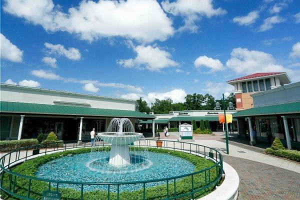 プレミアム・アウトレットの19夏最終セール、御殿場・佐野・あみなど全国9施設で - B品フェアも