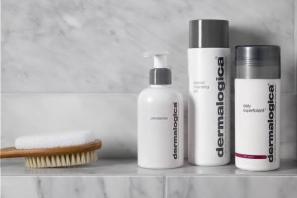 “肌をきたえる”米スキンケアブランド「ダーマロジカ」初の限定ショップ渋谷ヒカリエにオープン