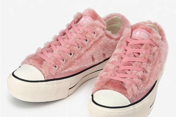 コンバース“もこもこ”ボアたっぷりのレディース向けオールスター発売、ピンク＆ブラック全2色