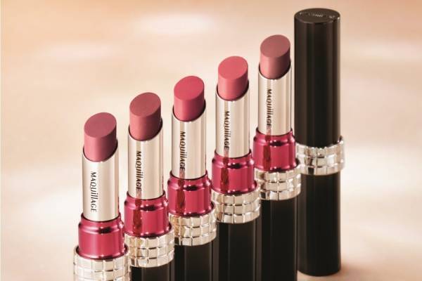 マキアージュの新ルージュ「ドラマティックルージュN」薄膜ツヤ＆上品な輝きで“ふっくらリップ”に