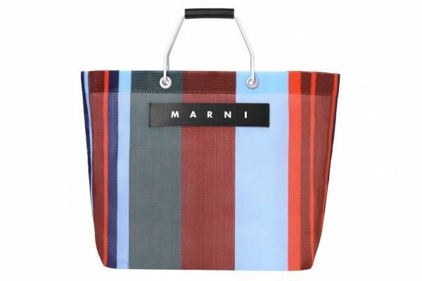 マルニ“月”着想の「マルニ ムーン マーケット」伊勢丹新宿店で、人気バッグの新色を先行発売