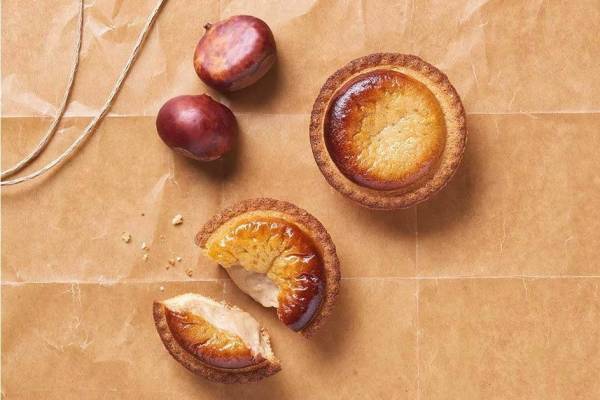 ベイクの秋限定“焼きたてマロンチーズタルト”ほっこりマロンペーストをイン