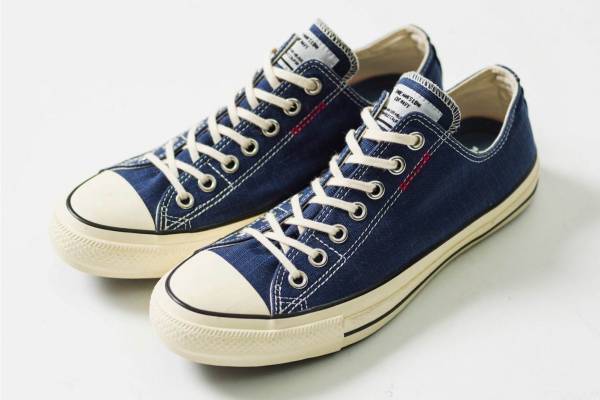 RHC ロンハーマン別注コンバースのスニーカー「チャックテイラー」をヴィンテージ風にアレンジ