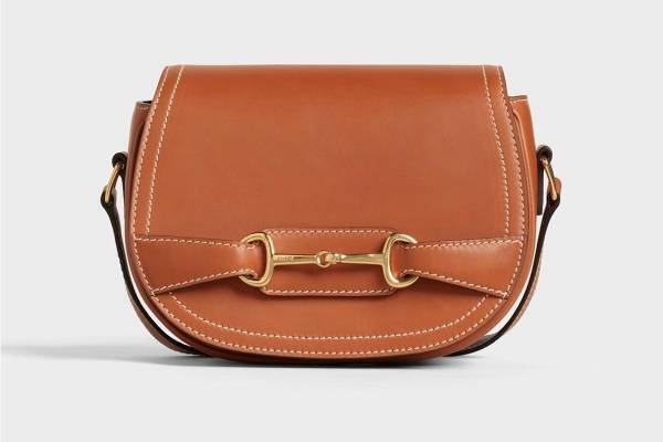 セリーヌの新作ウィメンズバッグ「クレシー」ホースビットがアクセントの丸型ショルダーバッグ