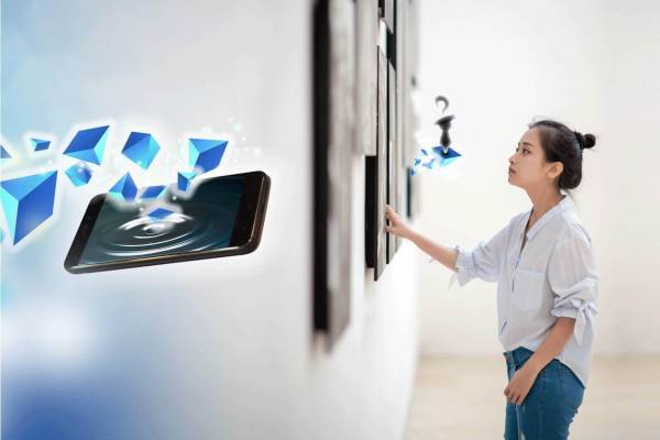 ARパズルアート展「あなたが動かすアート展」池袋パルコで開催、アプリ経由で現れる立体パズルに挑戦