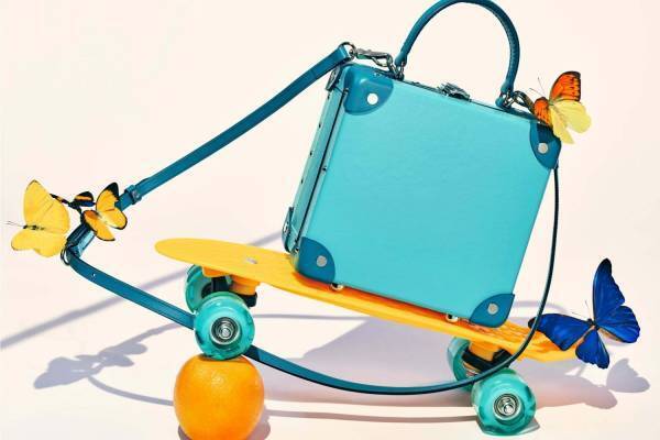 ティファニー X グローブ・トロッター新作ミニトランク、ティファニー ブルーの実用的2WAYバッグ