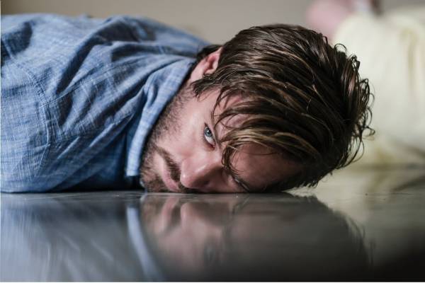 映画『ホテル・ムンバイ』五つ星ホテルで起きたテロから脱出する奇跡の実話、アーミー・ハマー出演