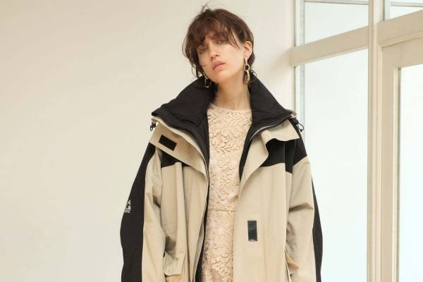 フレイ アイディー"ベージュ＆ブラック"マウンテンジャケットなど、アウトドアのジェリーとコラボ