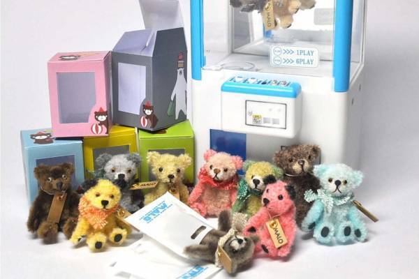 ミニチュア模型の合同写真＆物販展「ミニチュア写真の世界展」ルクアで大阪初開催、限定グッズも