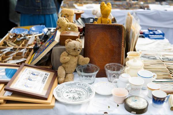 「第16回東京蚤の市」立川・国営昭和記念公園に古道具・古書・古着などが集結、北欧市＆豆皿市も