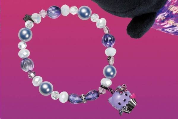 ハローキティ×アナ スイ、“カップケーキ”ハローキティのブレスレット＆ジュエリーポーチ