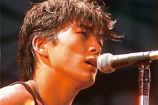 映画『尾崎豊を探して』約400時間の映像を集約、15の夜や卒業などヒット曲に託したメッセージに迫る