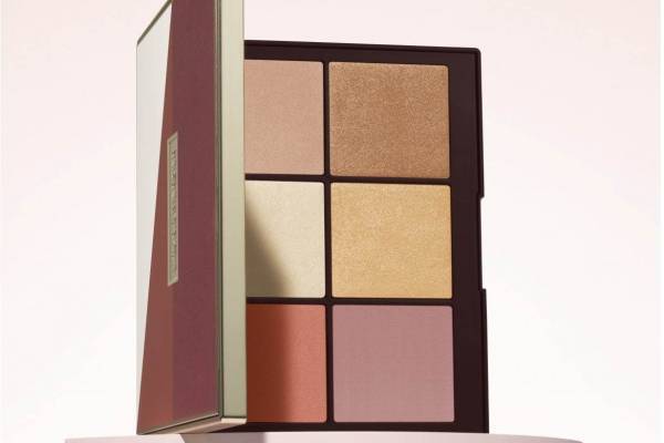 ローラ メルシエ限定カラーパレット「トレ シック パレット」血色チークやツヤ肌イルミネーターが1つに