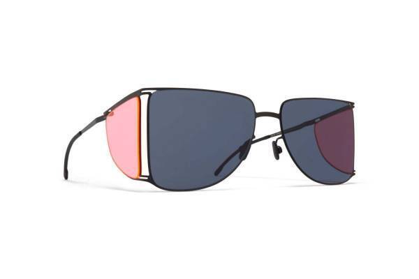 ヘルムート ラング×マイキータのコラボサングラス、4枚レンズのティアドロップ型