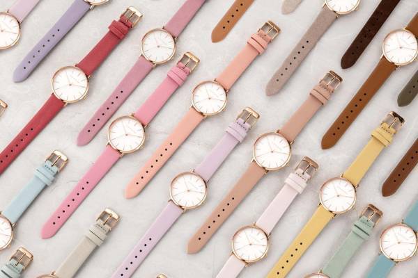 アレットブラン“33色”から選べる腕時計「パレットコレクション」ローズクオーツなどのブレスレットも