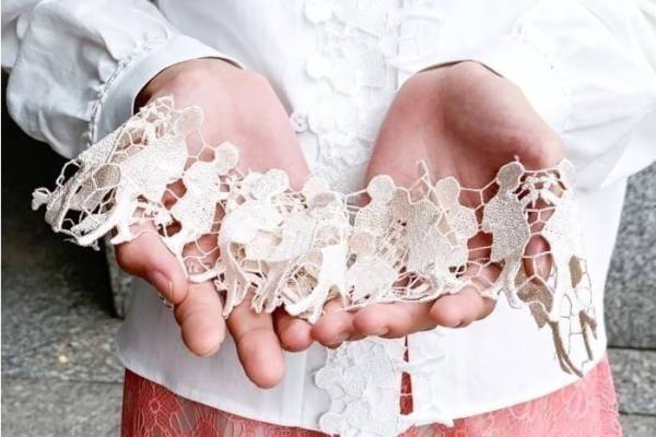 ミントデザインズ“ドール＆ブランドロゴ”モチーフのレースバッグ＆ウェア、松屋銀座で発売