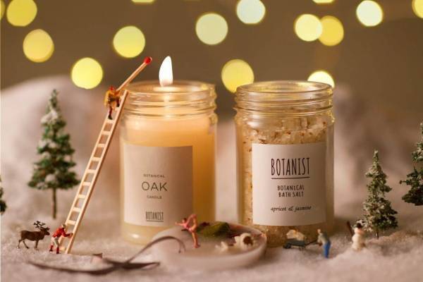 ボタニストのクリスマスコフレ、“香り”を楽しむバスソルトやキャンドルをセットに