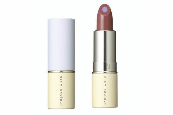 「ディエム クルール カラーブレンドデュオリップカラー」“ツヤ＆マット”相反する色を重ねて立体唇に