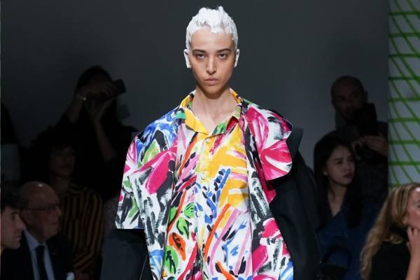 マルニ 2020年春夏コレクション - 花咲く陽気なマルニジャングル