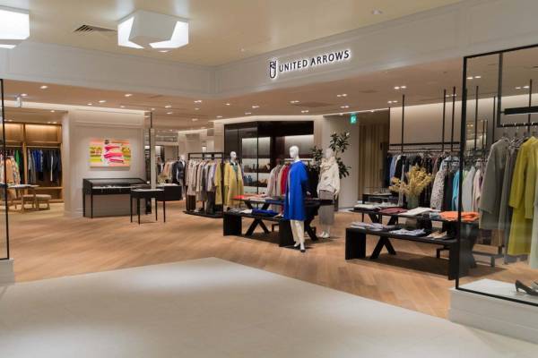 ユナイテッドアローズ 渋谷スクランブルスクエアに総合店、レッドウィング別注シューズも