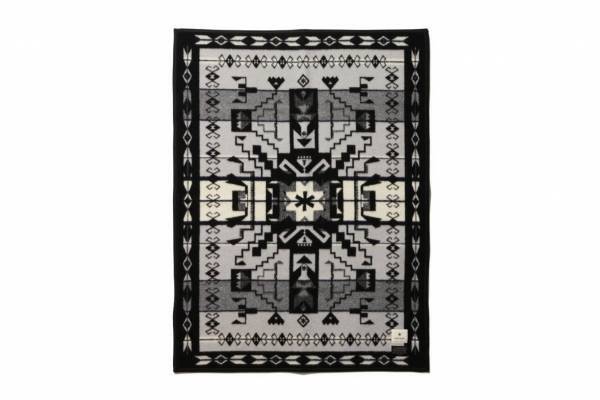 スノーピーク / ペンドルトンのブランケット、アスタリスクを使った限定柄をグレー＆オリーブで