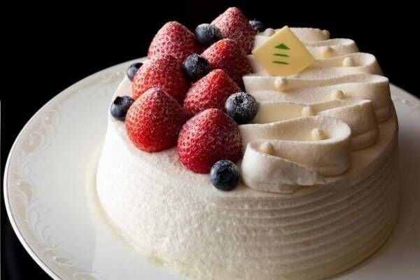 ホテル椿山荘東京、クリスマス向け“究極のショートケーキ”- あまおう×国産生乳の生クリームたっぷり