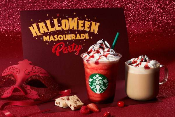 スターバックス「ハロウィン レッド ナイト フラペチーノ」真っ赤なベリー×ホワイトチョコブラウニー