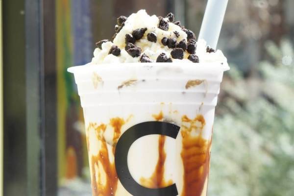 台湾発ティーショップ「チャノン」ハロウィン限定“黒糖×タロ芋”タピオカミルクティー