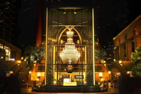 恵比寿ガーデンプレイスのイルミネーション19 バカラ世界最大級シャンデリアやシャンパンバー 19年10月7日 ウーマンエキサイト 1 5
