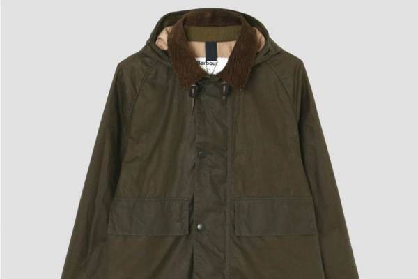 マーガレット・ハウエル×バブアーのアウター第2弾、アーカイブ着想のワックスドジャケットなど