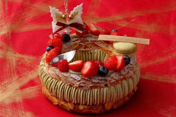 大阪マリオット都ホテルのクリスマスケーキ、洋ナシ“丸ごと1個”使用の「ル・レクチェ」など