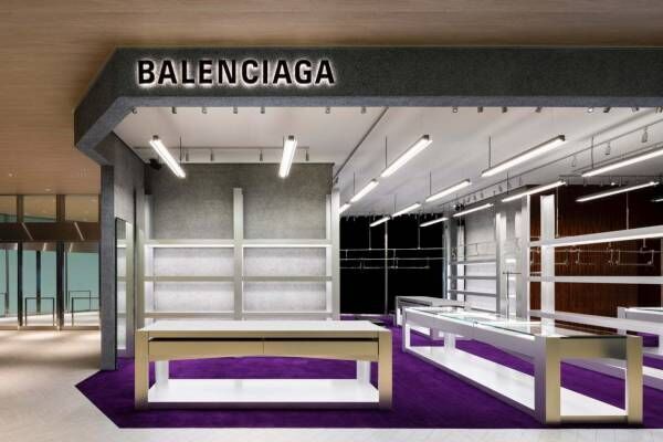 バレンシアガ直営店が渋谷スクランブルスクエアにオープン、メンズ＆ウィメンズのウェアを展開