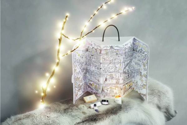 メゾン クリスチャン ディオールの「アドヴェント カレンダー」クリスマスまで香りでカウントダウン