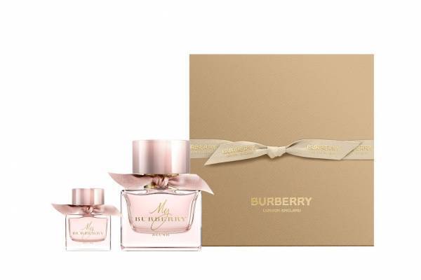 バーバリーの人気香水現品入り19年クリスマスコフレ - “ロンドンの庭園”着想のフェミニンな香り