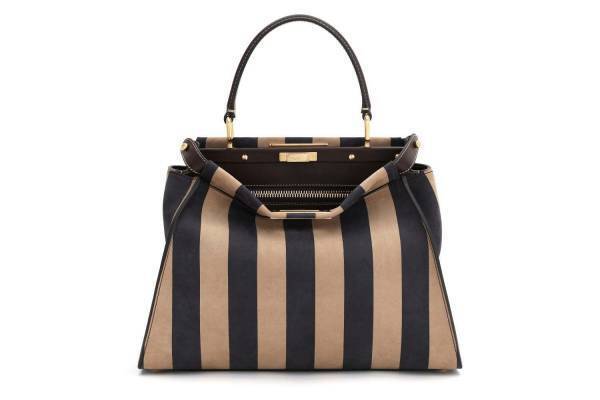 フェンディのバッグ「ピーカブー」新作、ミンクファーやブラウン×キャメルのストライプ