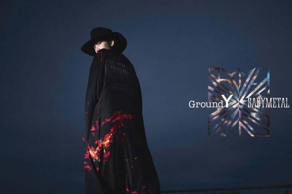 ヨウジヤマモトGround Y×BABYMETAL、浮かび上がる“宇宙柄”シャツやロゴカットソー