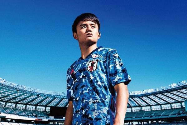 サッカー日本代表2020ホームユニフォームをアディダスが発売 - 久保建英、南野拓実らがビジュアルに