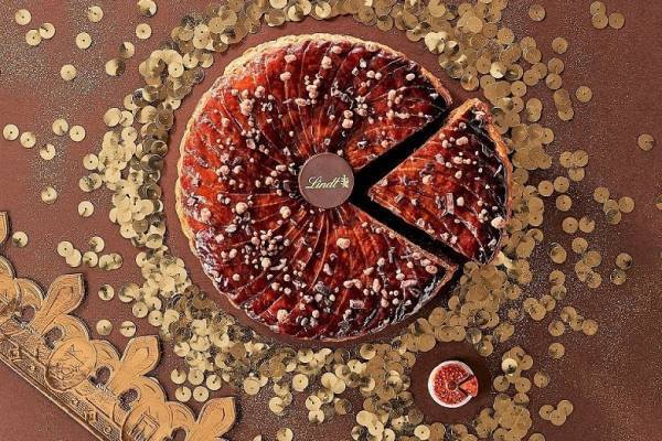 リンツ「ガレット・デ・ロワ」濃厚ガナッシュ×ミルクチョコレートのパイ菓子