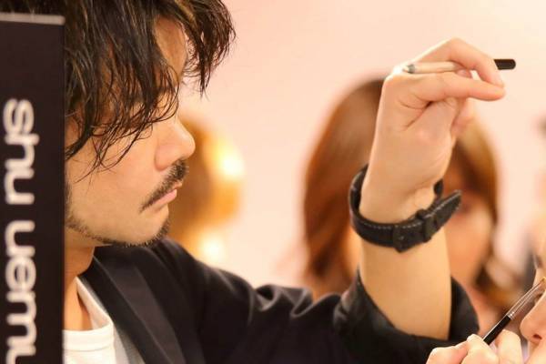 シュウ ウエムラ“体験型ストア”が渋谷パルコに、メイクレッスンや100色以上から選ぶマイパレット作り