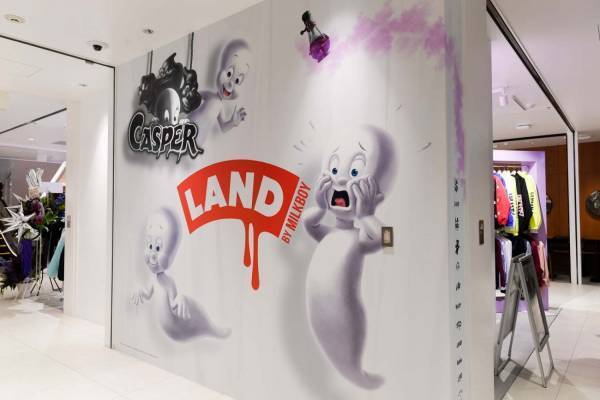 ランド バイ ミルクボーイ 渋谷パルコに、鮮やかなグラデーションの限定ボアブルゾンなど