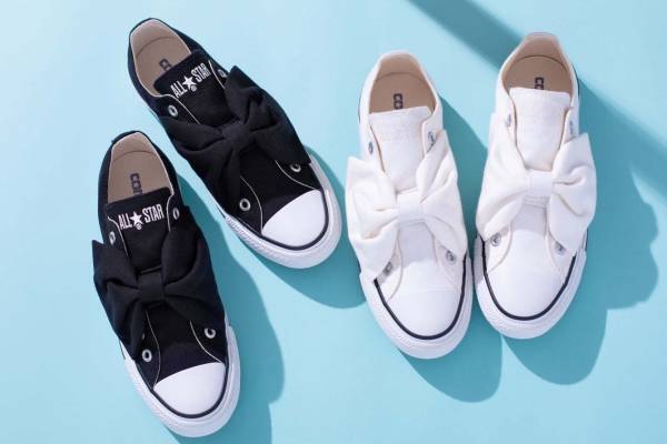 コンバースの新作「オールスター」“リボンベルト”＆ハートを散りばめたウィメンズモデル