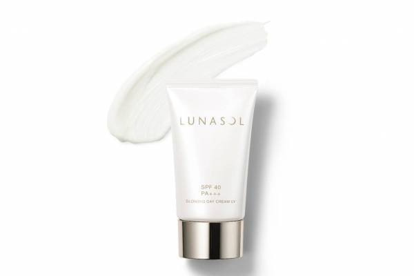 ルナソル“うるおい持続”新日やけ止め美容液、リッチテクスチャーでどこから見ても“ツヤ肌”に