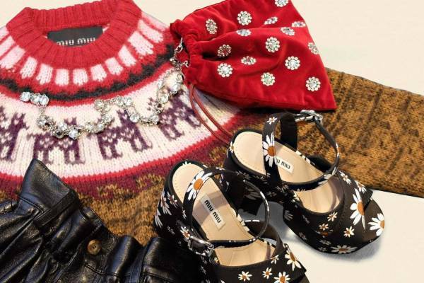 「ミュウミュウ セレクト」アレクサ・チャンコラボの限定バッグ＆ウェアがミュウミュウ 青山限定で