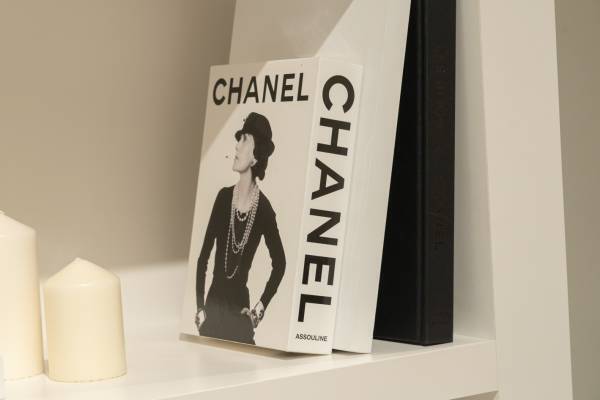 シャネル“ファイン ジュエリー＆腕時計”のイベント「シャネル スイート」表参道で期間限定開催