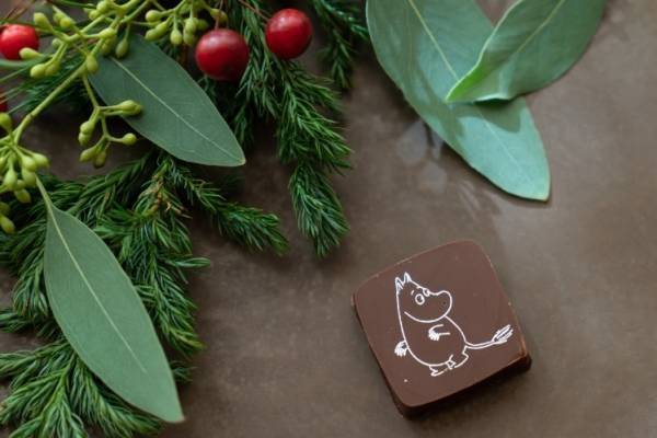 ブルガリ イル・チョコラート「ムーミン」チョコ発売、バナナやラズベリーなど4種の新フレーバー