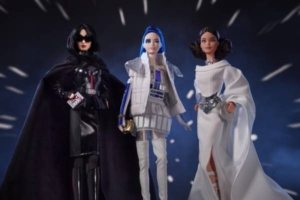 バービー×映画『スター・ウォーズ』のコラボドール、レイアやダース・ベイダーをイメージ