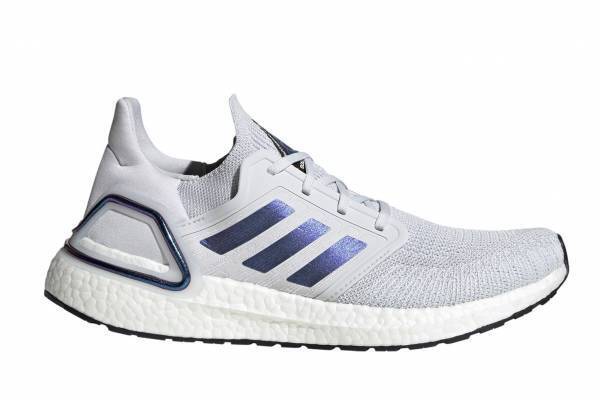 アディダス“宇宙”着想の新スニーカー「ウルトラブースト 20」シャイニーカラーのブーストソール