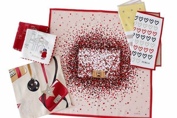フルラ19年クリスマス限定ハンカチ - バッグ&ハイヒール柄で、パーティーをイメージ