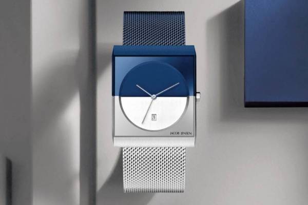 ヤコブ イェンセンの腕時計「クラシックシリーズ」新作、ネイビー×シルバーの2トーンで